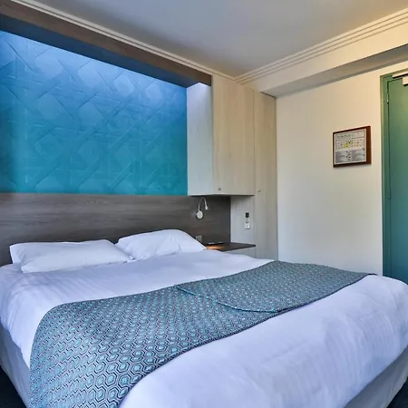 St Jean Hotel 3*